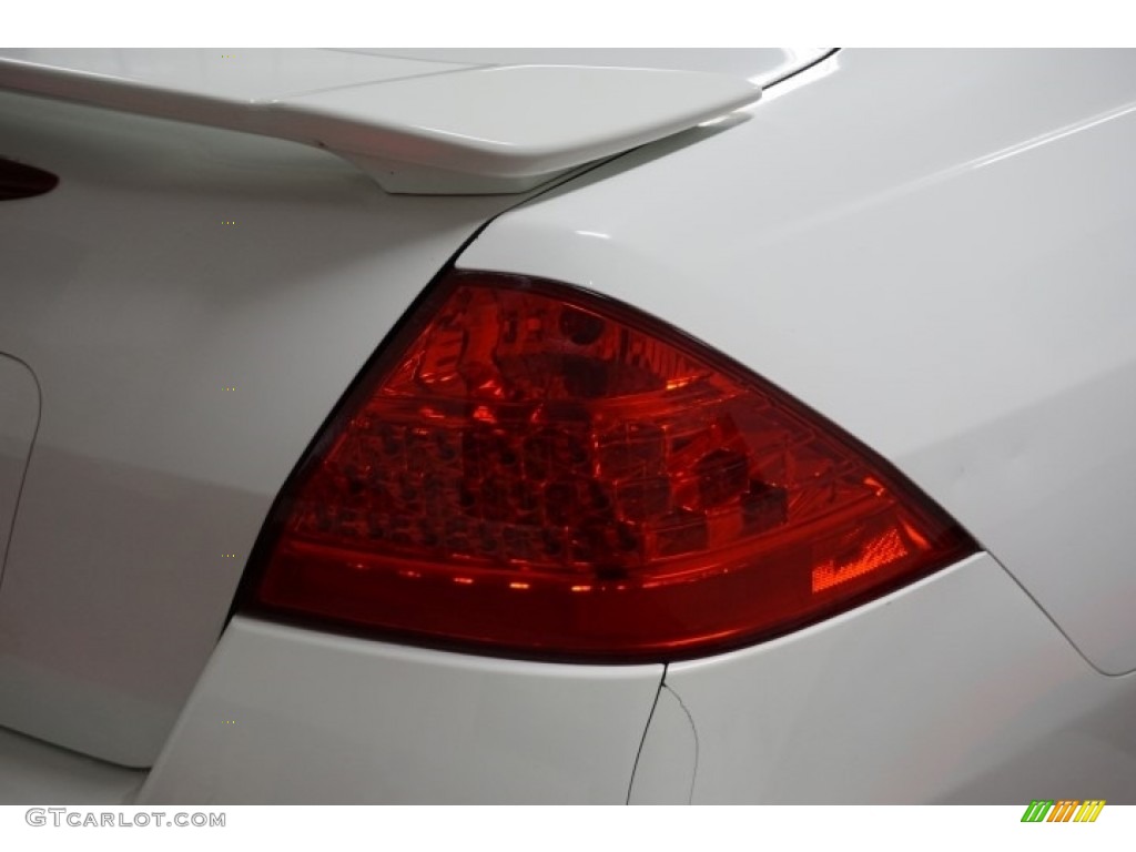 2007 Accord Value Package Sedan - Taffeta White / Gray photo #63