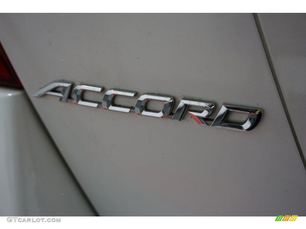 2007 Accord Value Package Sedan - Taffeta White / Gray photo #95