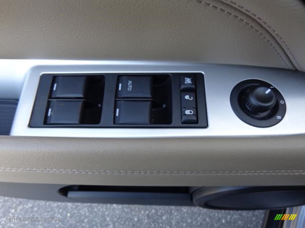 2016 Compass High Altitude - Billet Silver Metallic / Light Pebble Beige/Dark Slate Gray photo #10