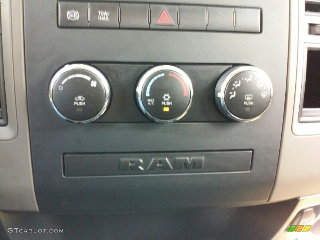 2012 Ram 3500 HD ST Crew Cab 4x4 Dually - Bright Silver Metallic / Dark Slate/Medium Graystone photo #14