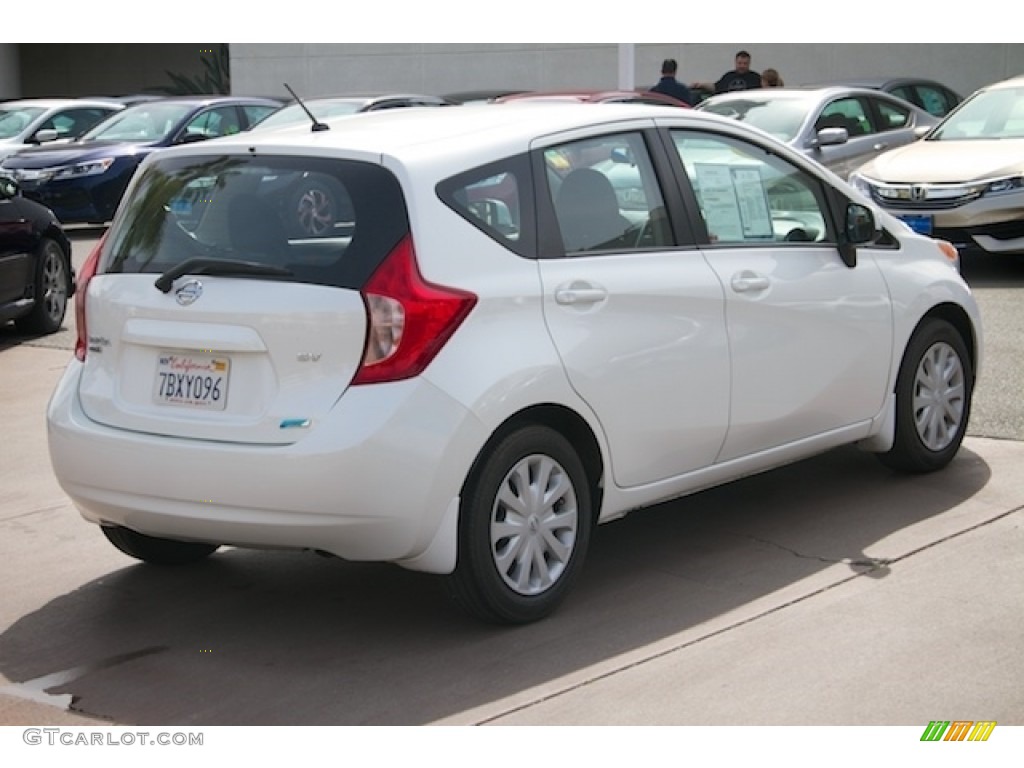 2014 Versa Note SV - Aspen White / Charcoal photo #11