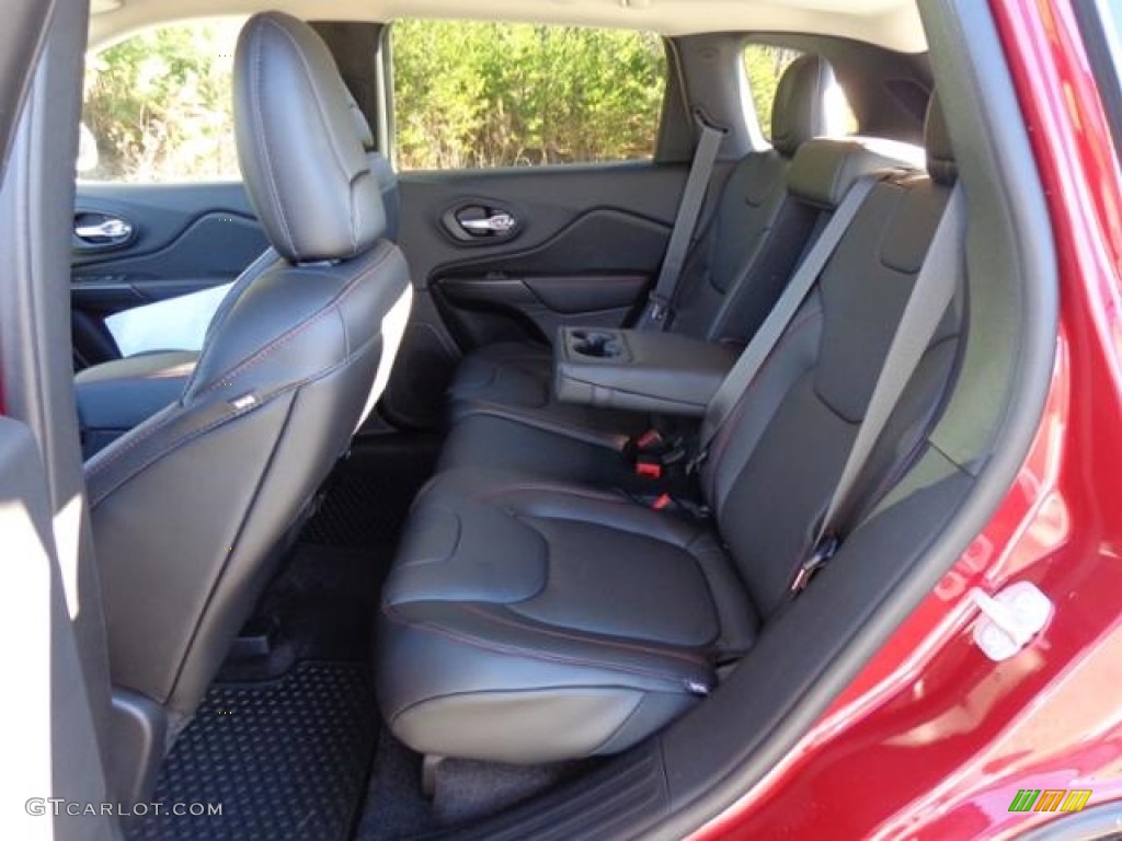 2016 Cherokee Trailhawk 4x4 - Deep Cherry Red Crystal Pearl / Black photo #21