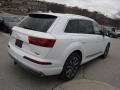 Glacier White Metallic - Q7 3.0T quattro Premium Plus Photo No. 9