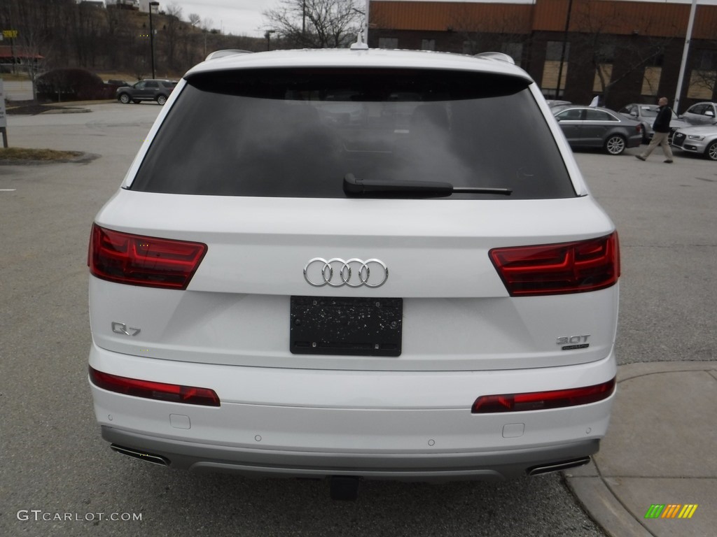 2017 Q7 3.0T quattro Premium Plus - Glacier White Metallic / Black photo #10