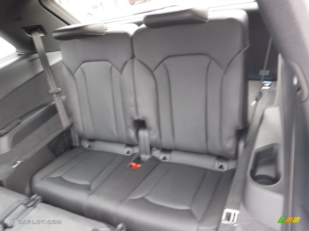 2017 Audi Q7 3.0T quattro Premium Plus Rear Seat Photo #111228194