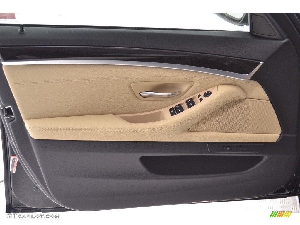 2016 BMW 5 Series 528i Sedan Venetian Beige/Black Door Panel Photo #111237614