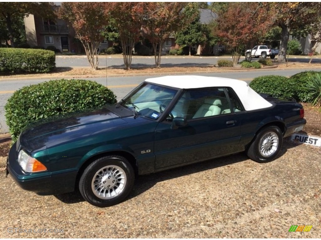 1990 Mustang LX 5.0 Convertible - Deep Emerald Green Metallic / White/Titanium photo #1