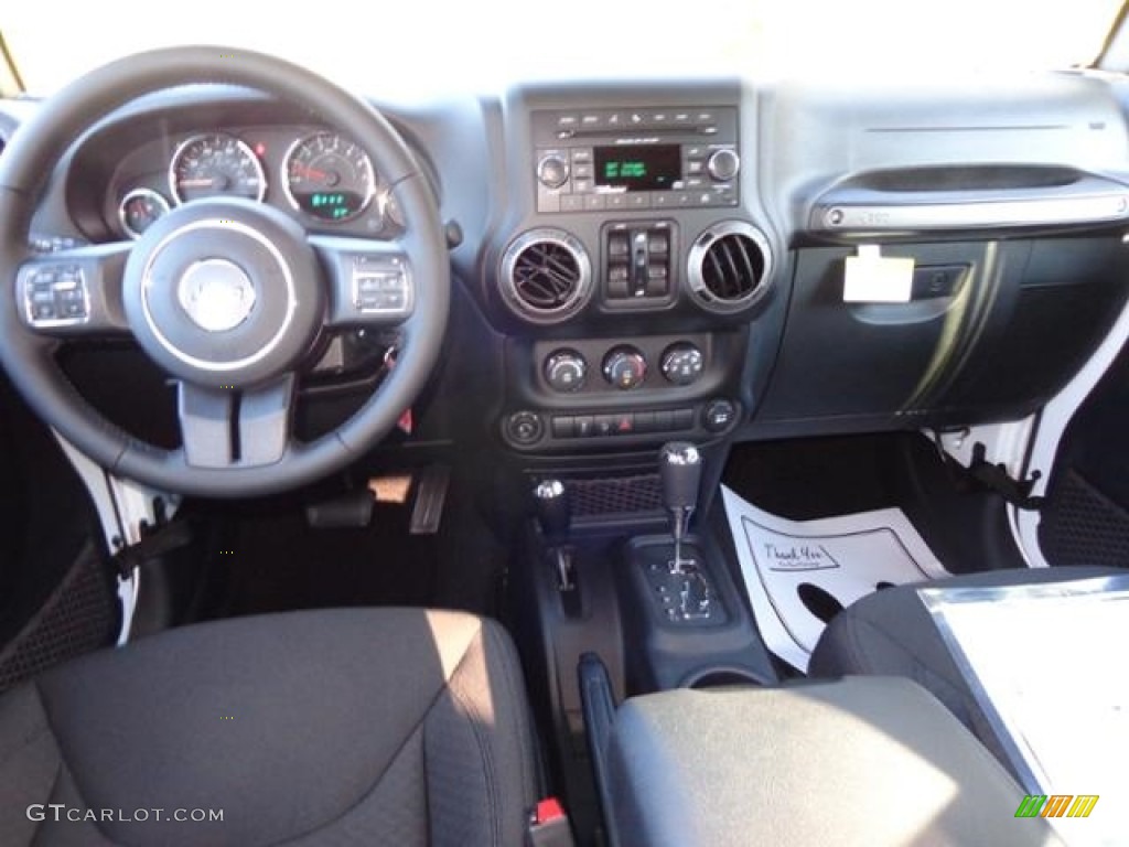 2016 Wrangler Unlimited Sport 4x4 - Bright White / Black photo #17