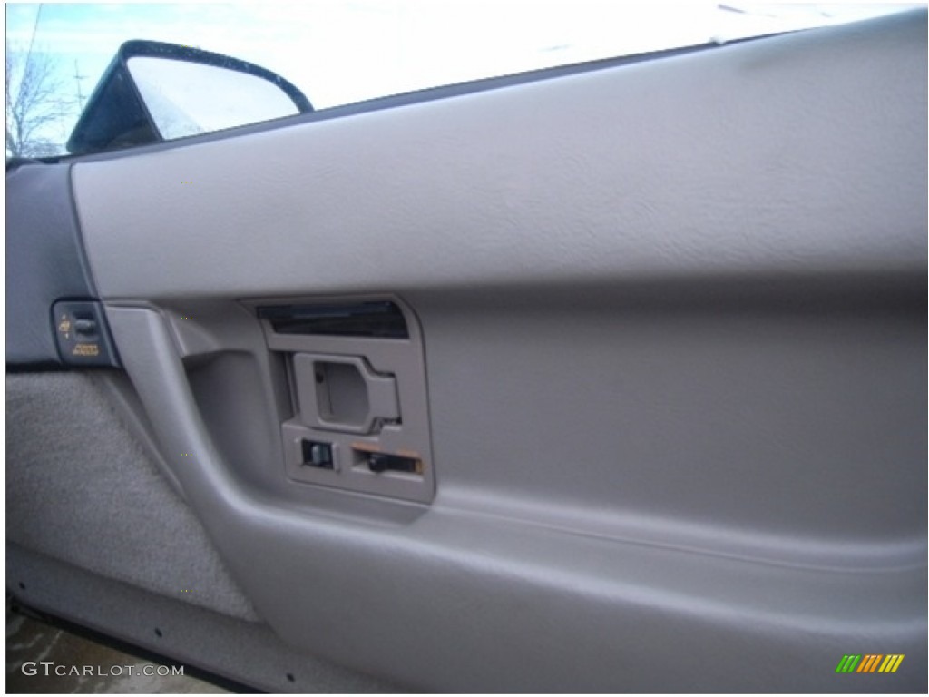 1990 Corvette ZR1 - Black / Gray photo #5