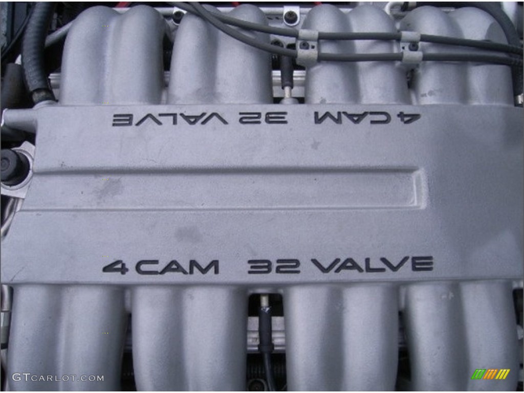 1990 Chevrolet Corvette ZR1 5.7 Liter DOHC 32-Valve LT5 V8 Engine Photo #111247967