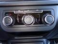 Pepper Gray Metallic - Tiguan S Photo No. 15