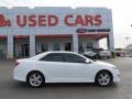 Super White - Camry SE Photo No. 9