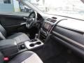 Super White - Camry SE Photo No. 17