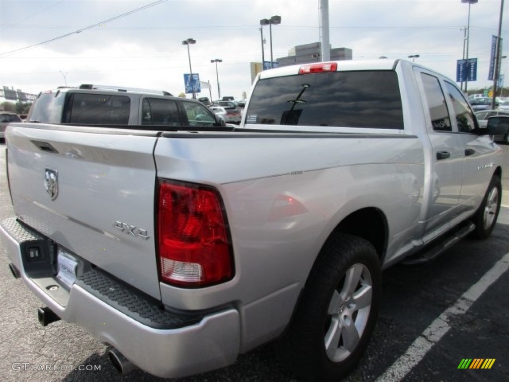 2012 Ram 1500 Express Quad Cab 4x4 - Bright Silver Metallic / Dark Slate Gray/Medium Graystone photo #9