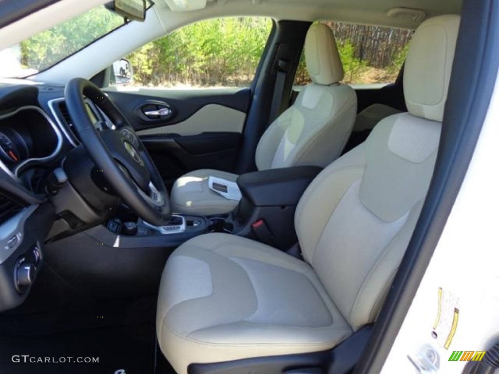 2016 Cherokee Sport 4x4 - Bright White / Black/Light Frost Beige photo #9