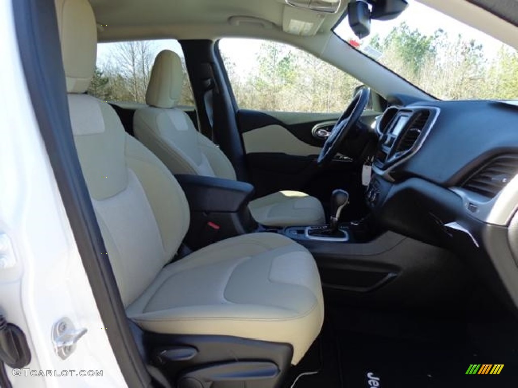 2016 Cherokee Sport 4x4 - Bright White / Black/Light Frost Beige photo #23