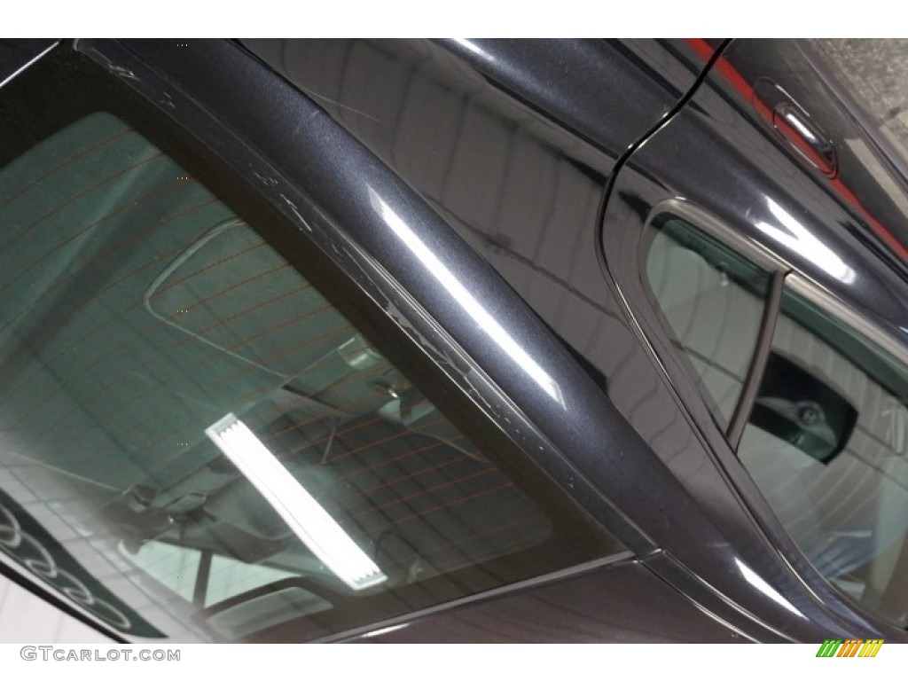 2004 S60 2.4 - Black / Graphite photo #83