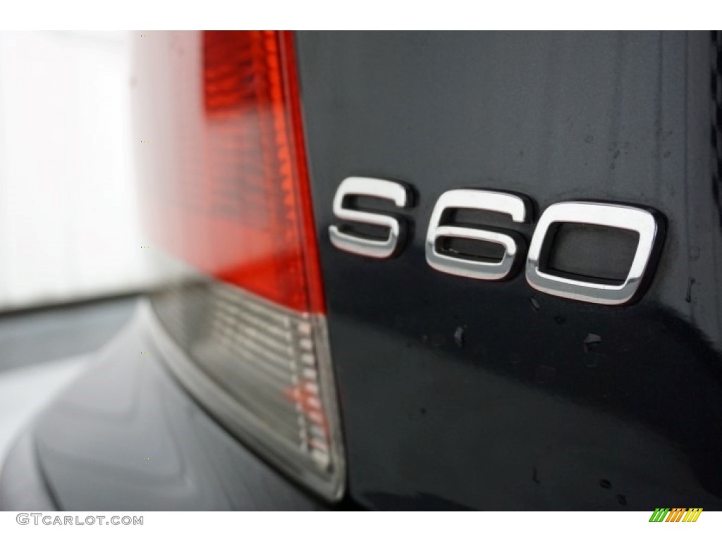 2004 S60 2.4 - Black / Graphite photo #89