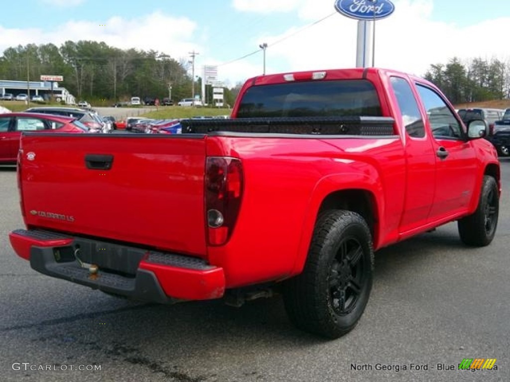 2004 Colorado LS Extended Cab - Victory Red / Sport Pewter photo #5