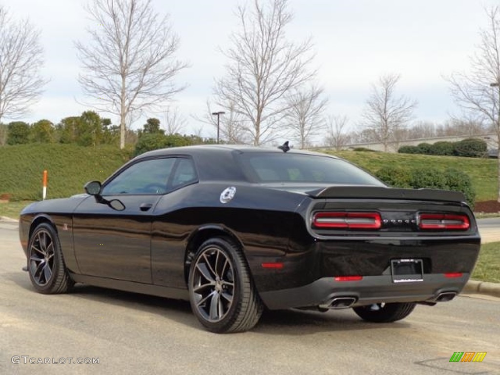 Pitch Black 2016 Dodge Challenger R/T Plus Scat Pack Exterior Photo #111279911