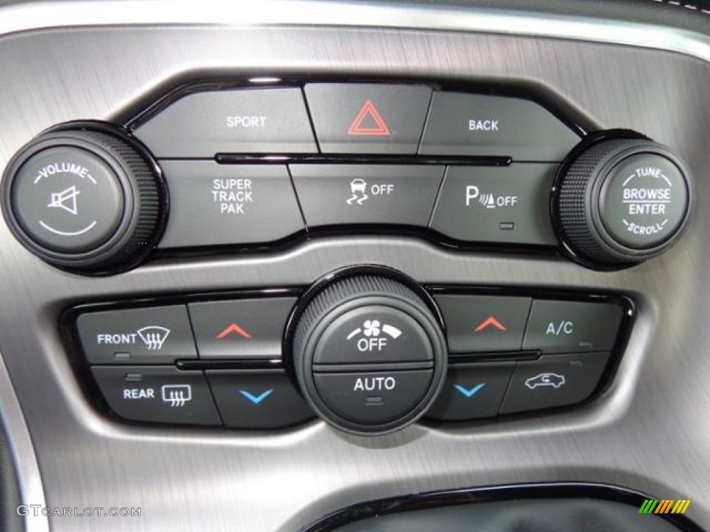 2016 Dodge Challenger R/T Plus Scat Pack Controls Photo #111279971