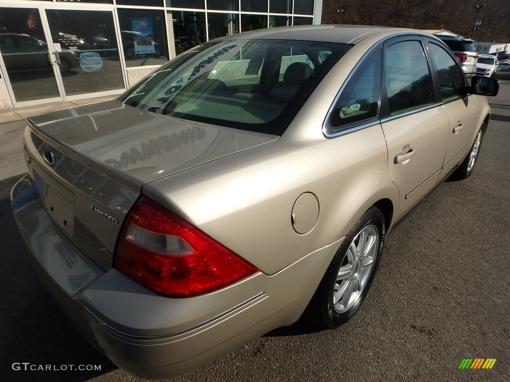 2005 Five Hundred Limited AWD - Pueblo Gold Metallic / Pebble Beige photo #5