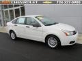White Suede 2009 Ford Focus SE Sedan