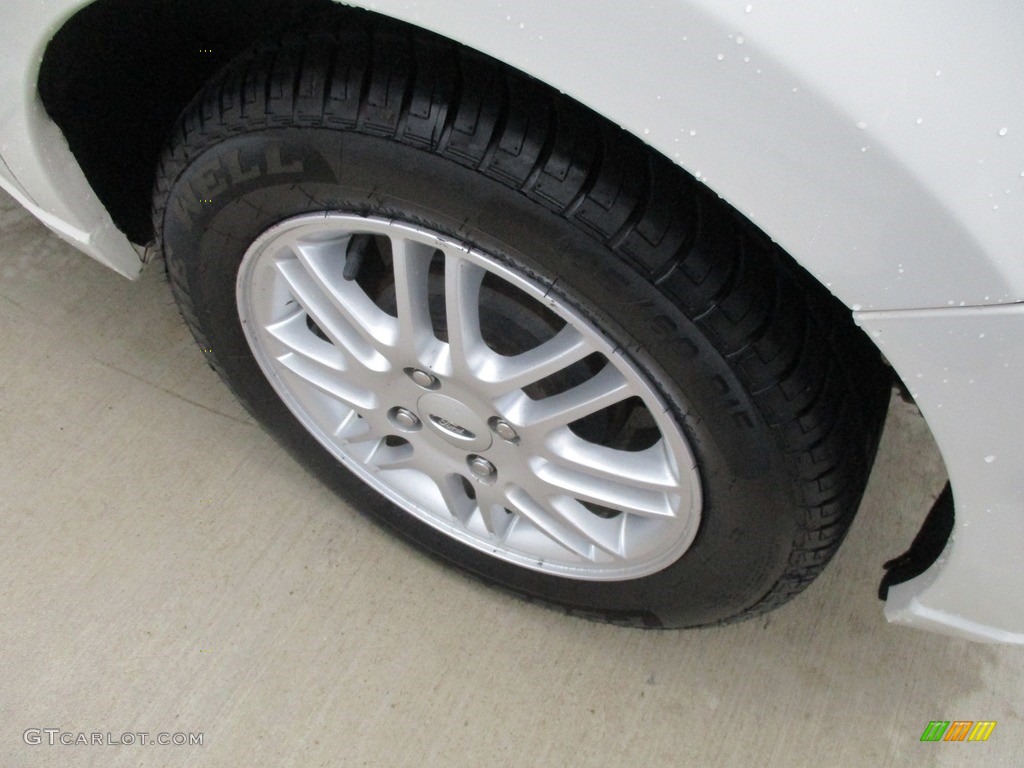 2009 Focus SE Sedan - White Suede / Medium Stone photo #8