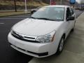2009 White Suede Ford Focus SE Sedan  photo #9