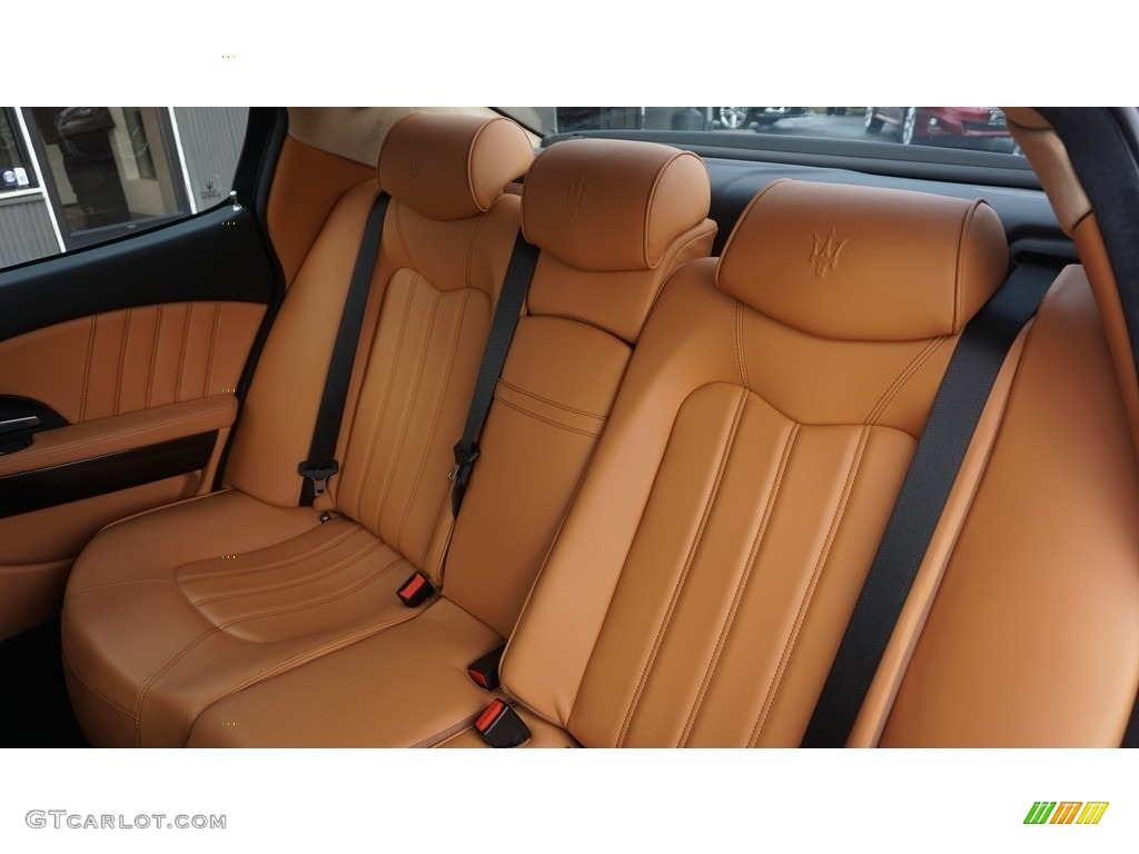 2011 Maserati Quattroporte S Interior Color Photos