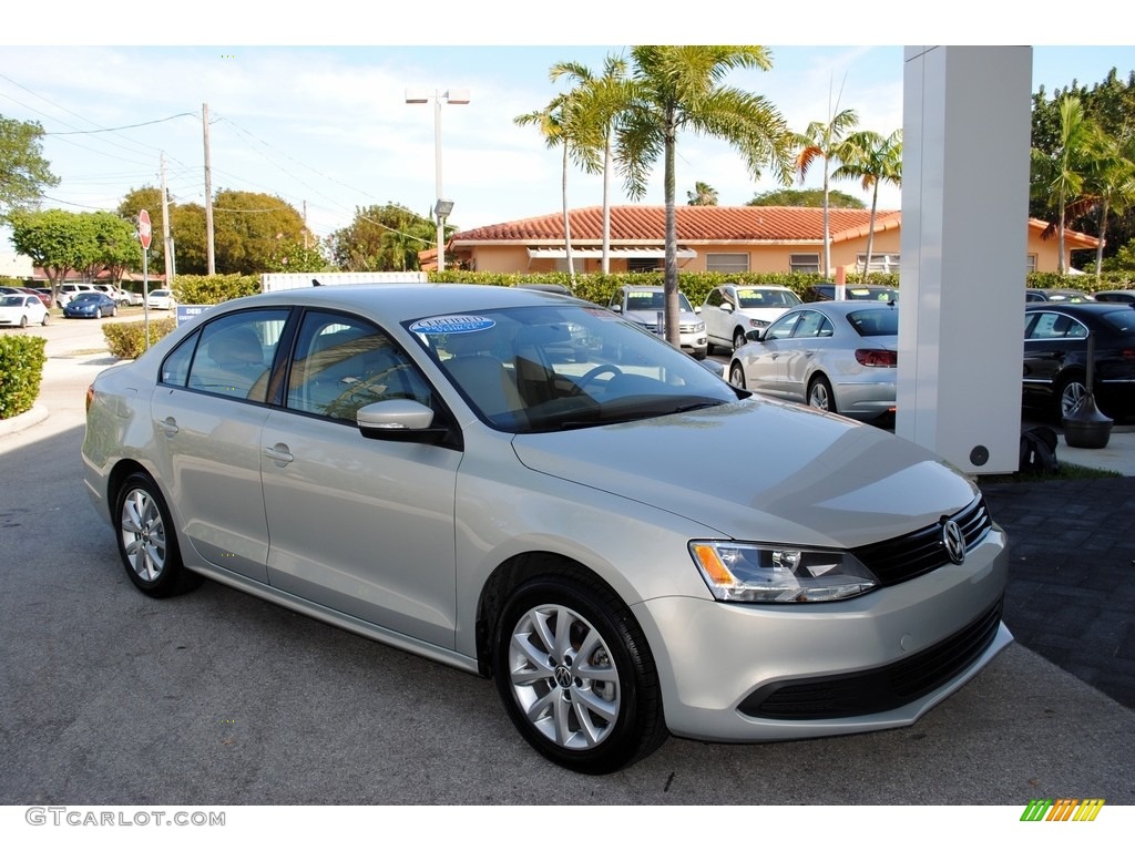 2011 Jetta SE Sedan - White Gold Metallic / Cornsilk Beige photo #1