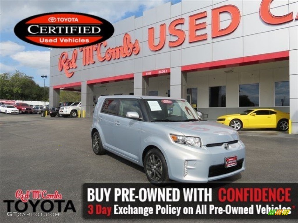 2013 xB  - Classic Silver Metallic / Dark Gray photo #1