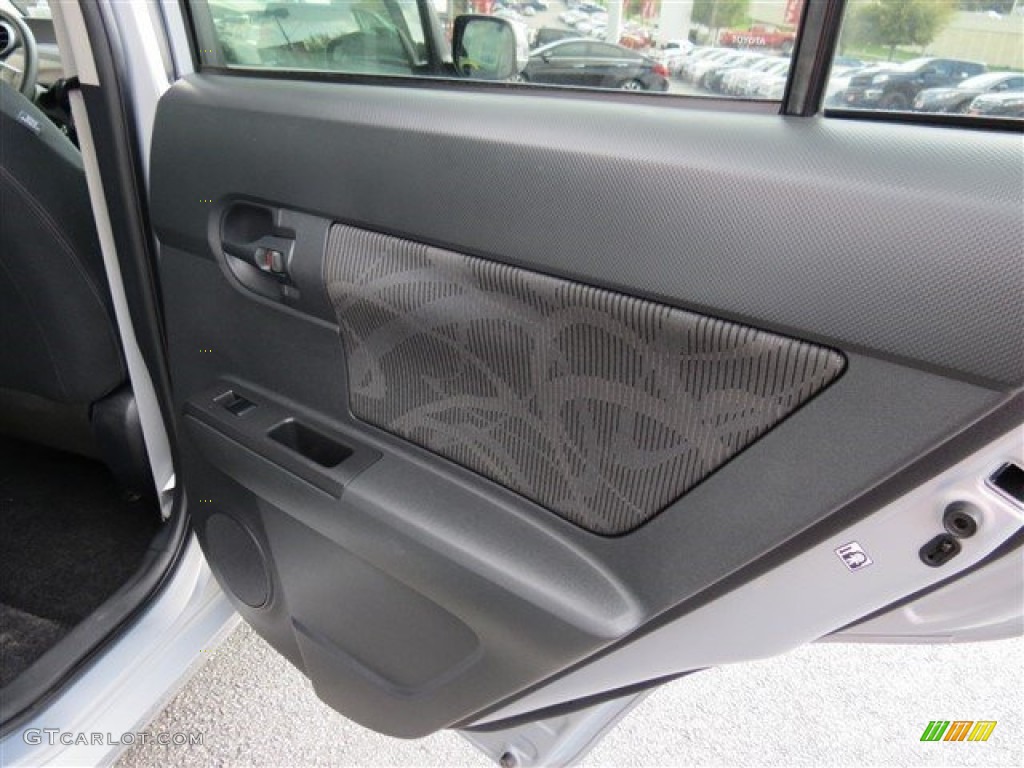2013 xB  - Classic Silver Metallic / Dark Gray photo #23