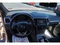 Cashmere Pearl - Grand Cherokee Laredo Photo No. 10