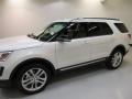 2016 White Platinum Metallic Tri-Coat Ford Explorer XLT 4WD  photo #5