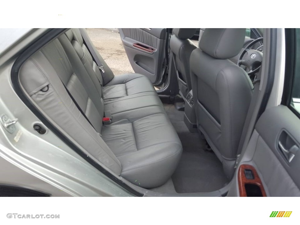 2003 Camry XLE - Lunar Mist Metallic / Stone photo #18
