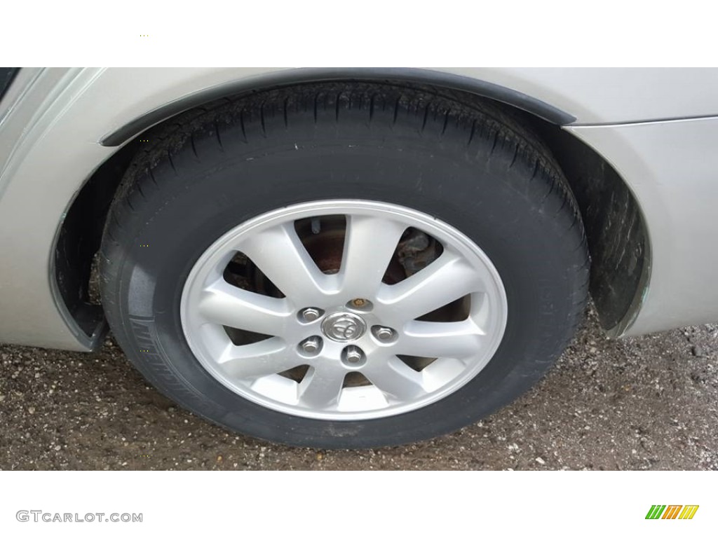 2003 Camry XLE - Lunar Mist Metallic / Stone photo #23