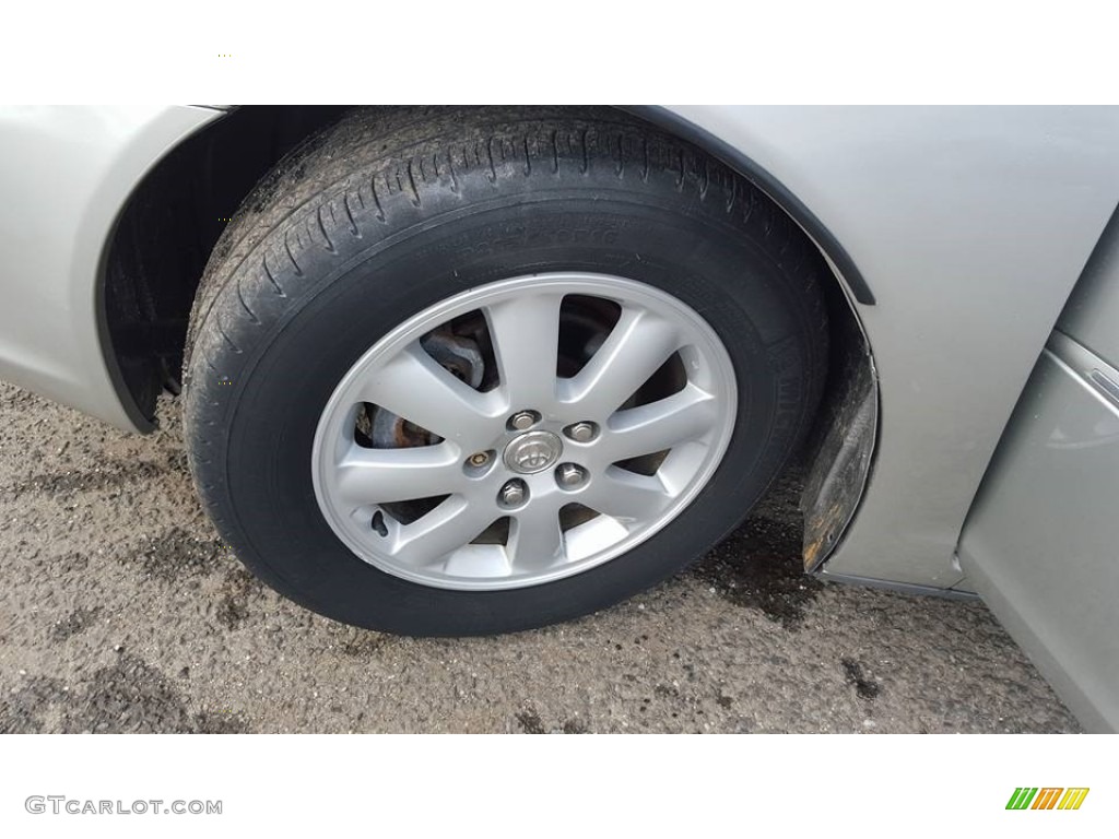 2003 Camry XLE - Lunar Mist Metallic / Stone photo #24