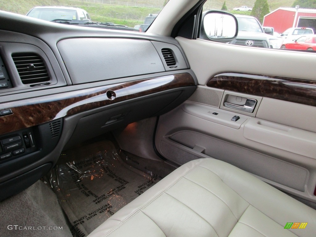 2011 Grand Marquis LS Ultimate Edition - Norsea Blue Metallic / Medium Light Stone photo #16