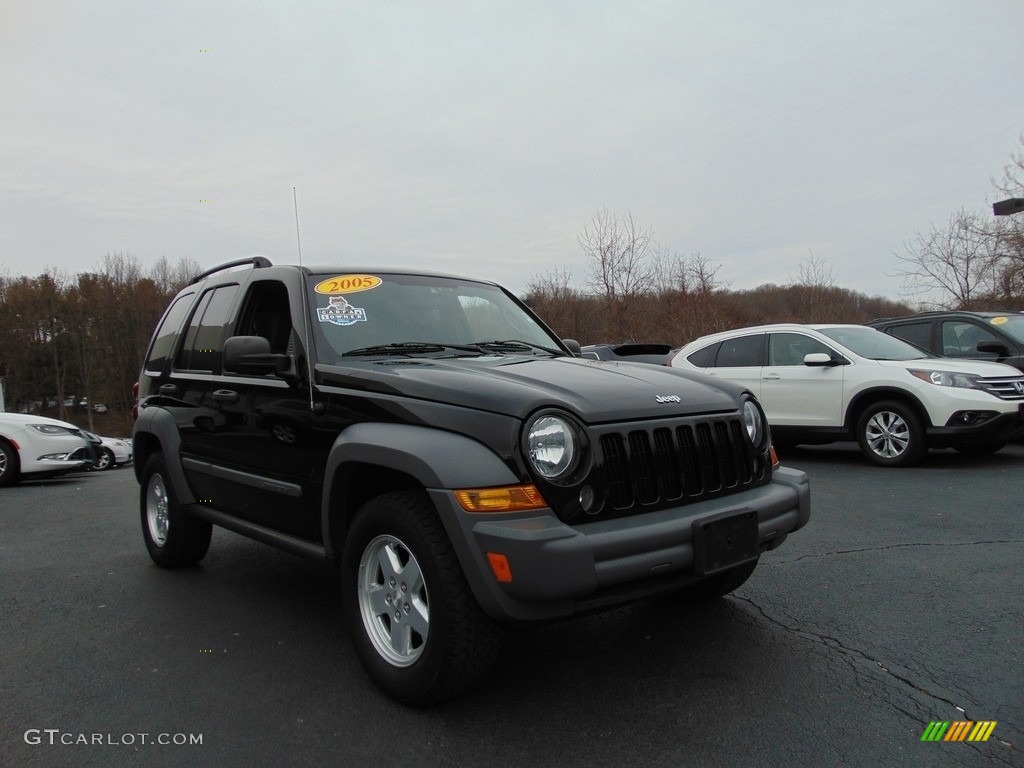 2005 Liberty Sport 4x4 - Black Clearcoat / Medium Slate Gray photo #9