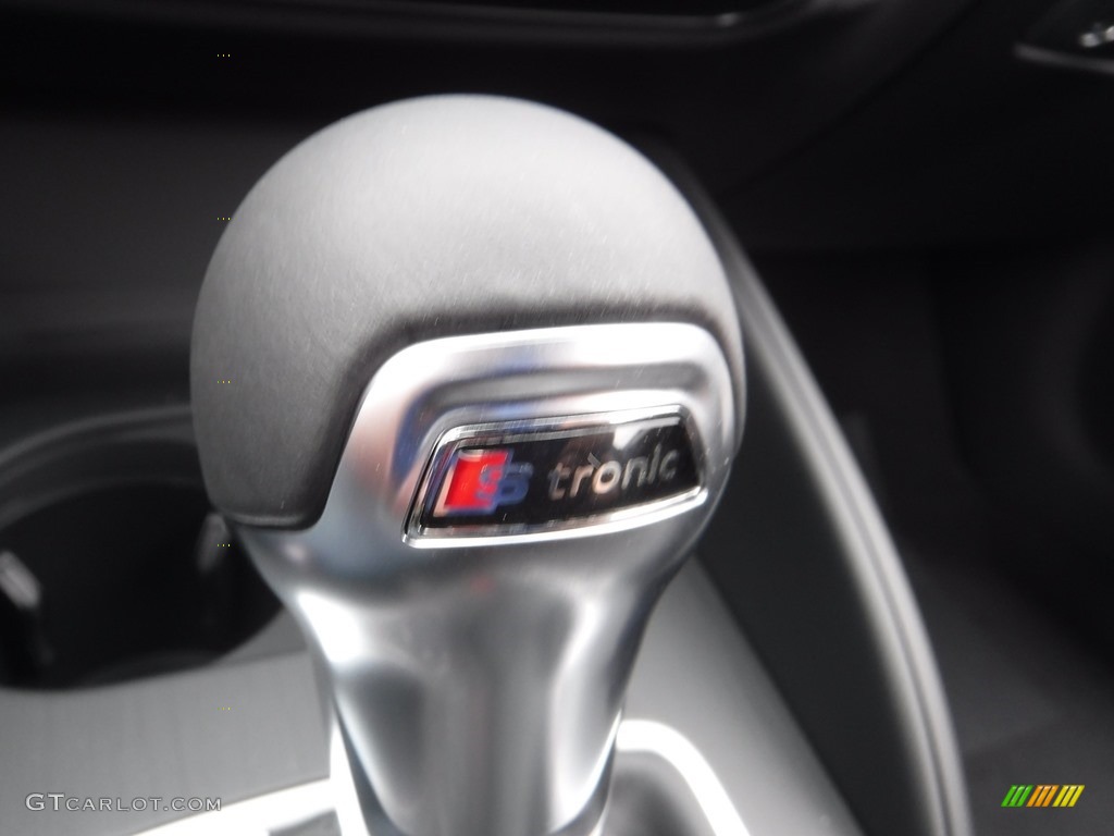 2016 Audi A3 2.0 Premium quattro Cabriolet Transmission Photos