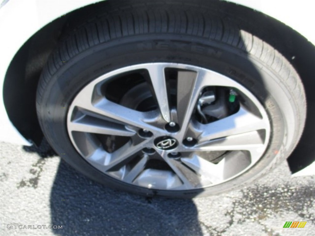 2017 Elantra Limited - White / Beige photo #21
