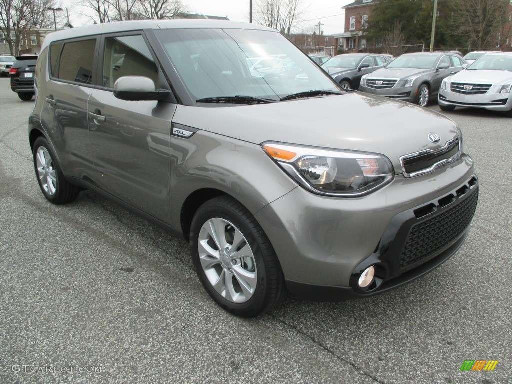 Titanium Gray 2016 Kia Soul + Exterior Photo #111318524