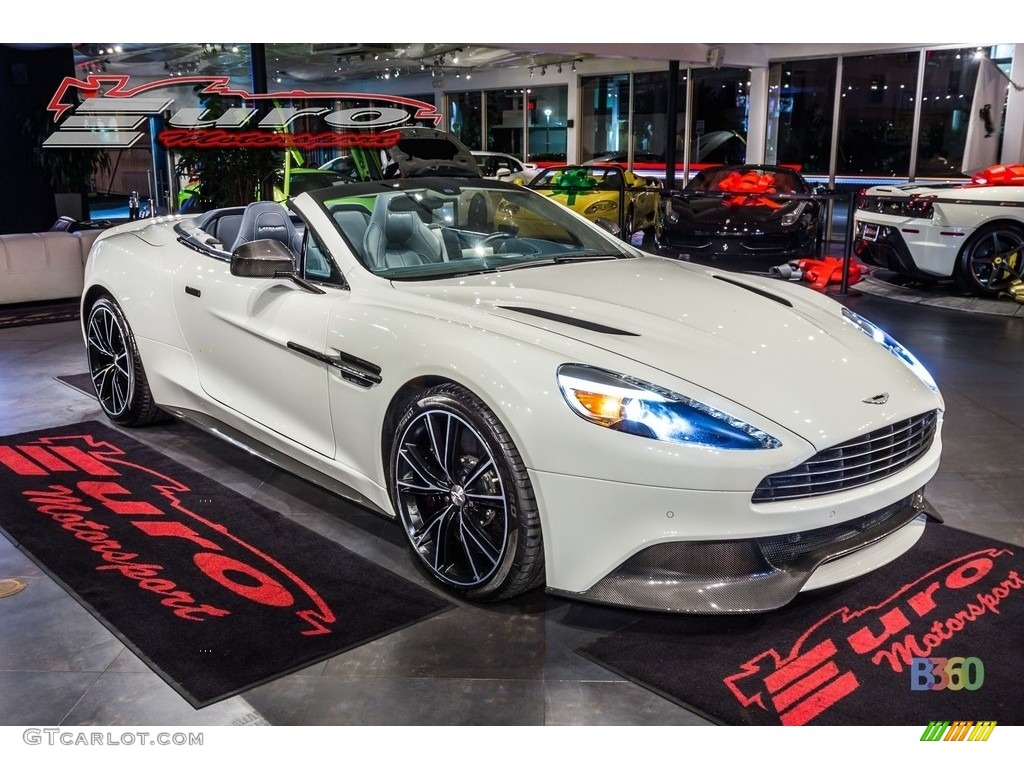 2014 Aston Martin Vanquish Volante Exterior Photos