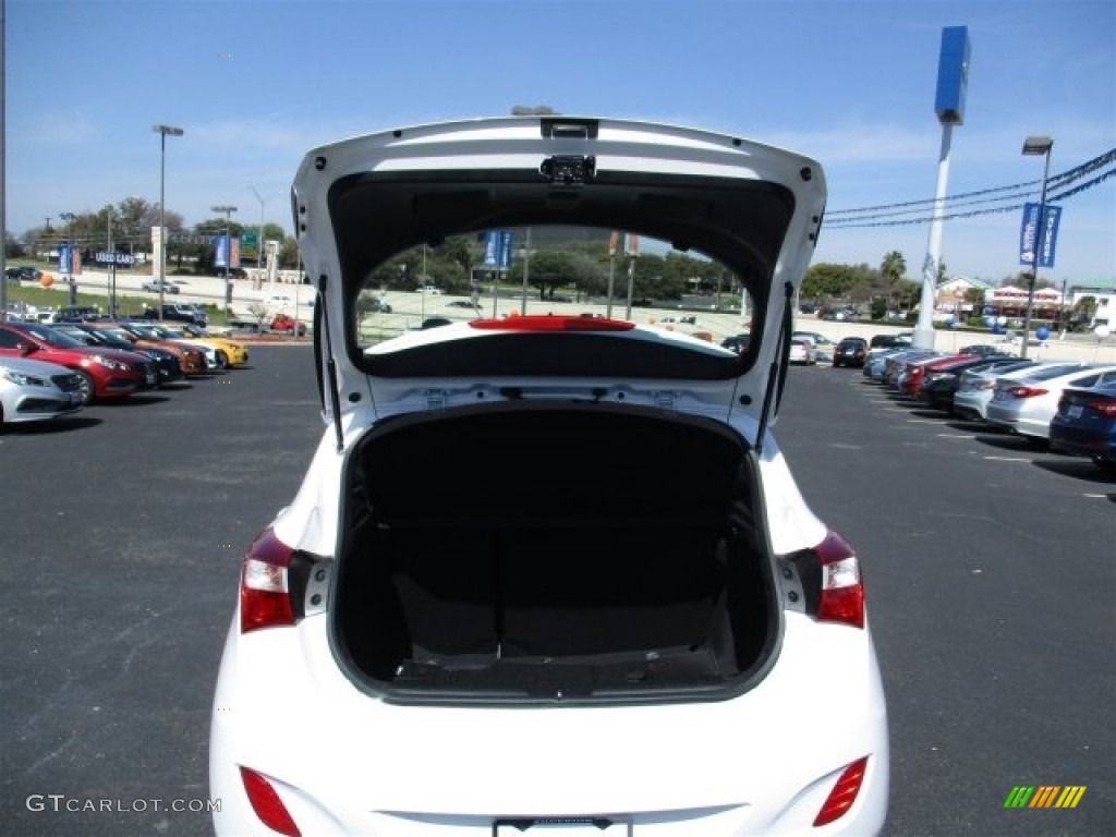 2016 Elantra GT  - Ceramic White / Black photo #9