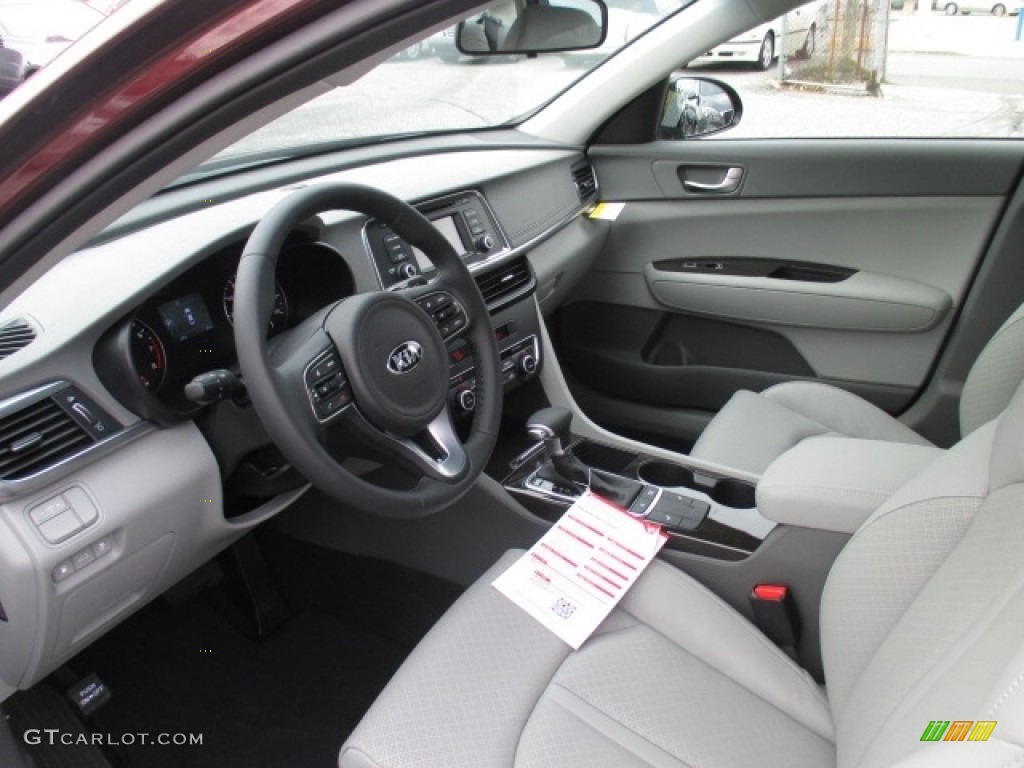 Gray Interior 2016 Kia Optima EX Photo #111329001