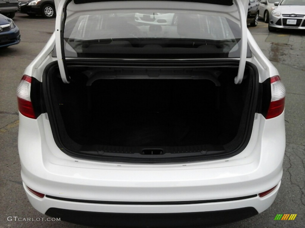 2014 Fiesta S Sedan - Oxford White / Charcoal Black photo #10