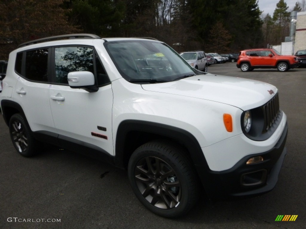 2016 Renegade Latitude 4x4 - Alpine White / Black photo #8