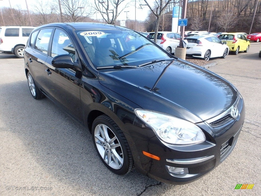 2009 Elantra Touring - Black Pearl / Black photo #7