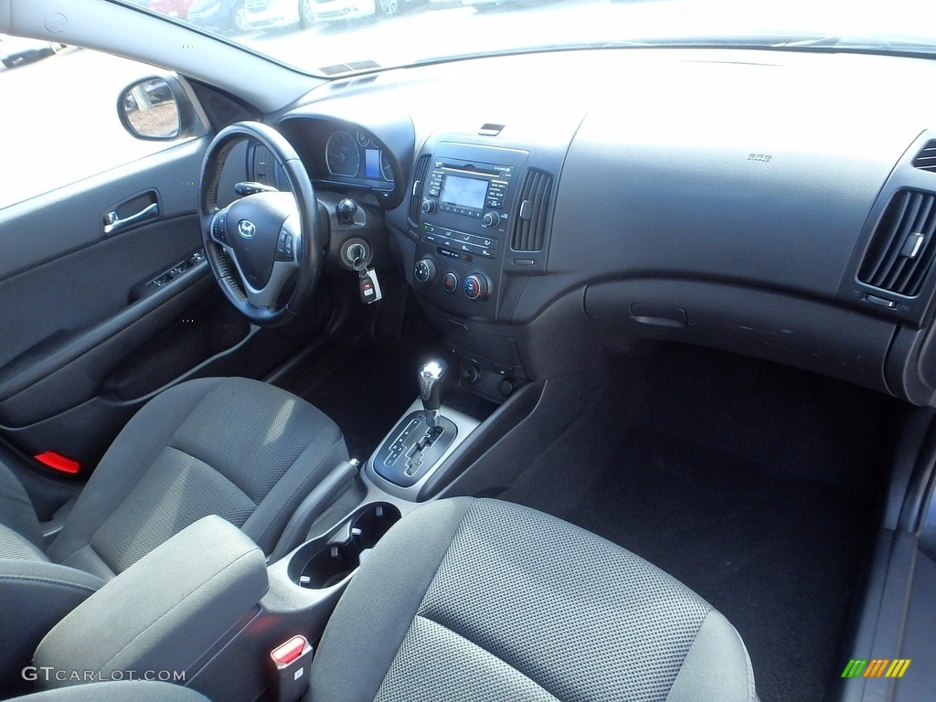 2009 Elantra Touring - Black Pearl / Black photo #11